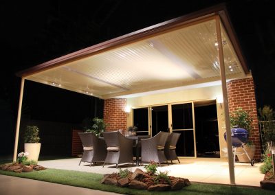 Entertaining area roof with lights